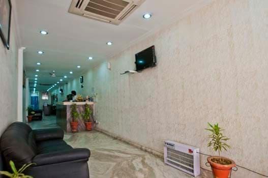 Didi Hotel Lucknow Buitenkant foto